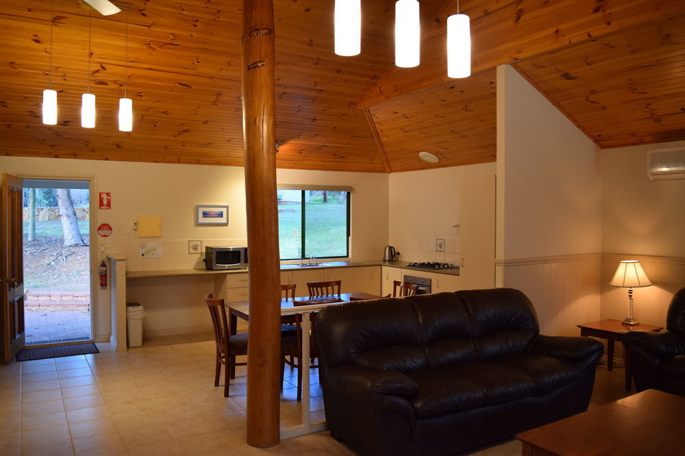 Bushy Lake Chalets マーガレットリバー エクステリア 写真