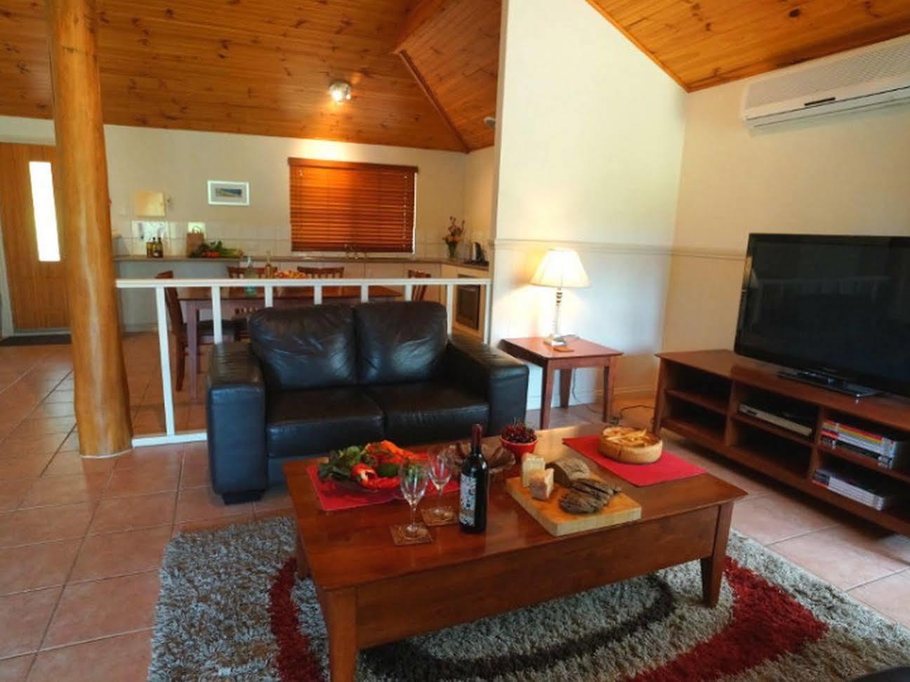 Bushy Lake Chalets マーガレットリバー エクステリア 写真